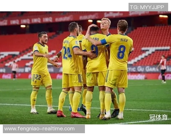 西甲精彩对决：里昂大胜曼联乌龙球成比赛转折点分析